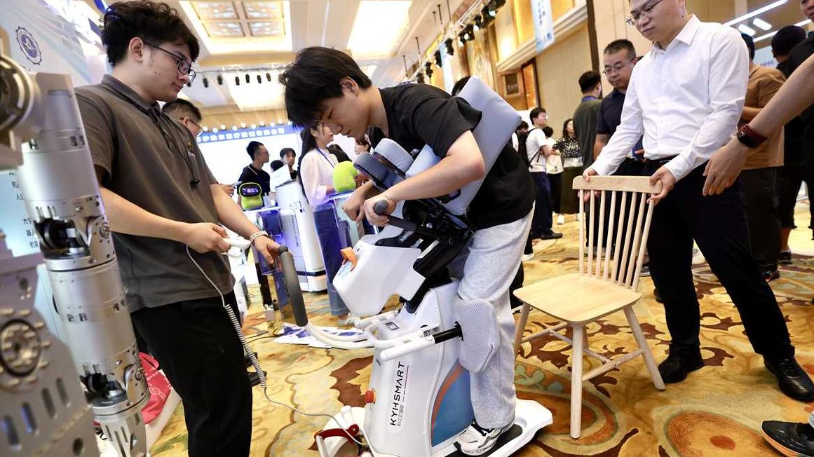 Competencia de robótica en Beijing busca soluciones tecnológicas para el cuidado de los ancianos